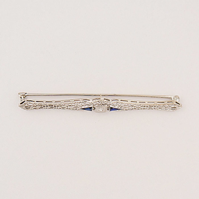 Vintage Filigree pin with Sapphires & Diamond - Image 2