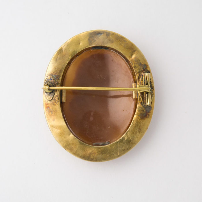 Large 1800's era Cameo Pin/Pendant, 18k Yelllow Gold - Image 3
