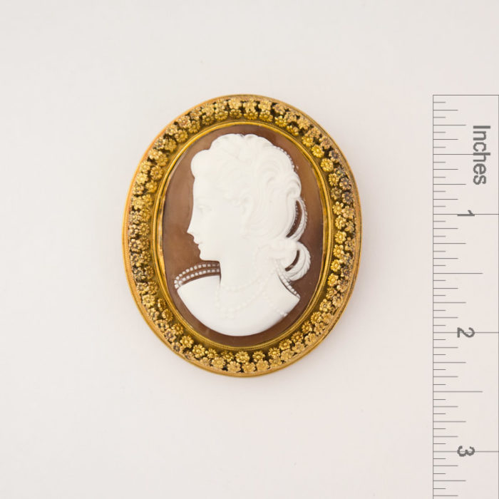 Large 1800's era Cameo Pin/Pendant, 18k Yelllow Gold - Image 5