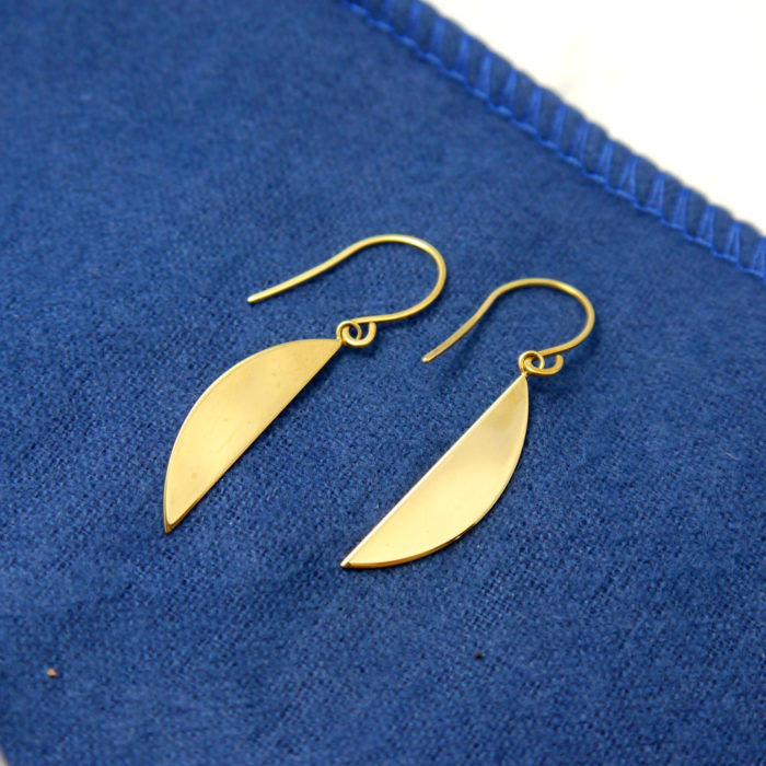14k 1.5" Modern Geometric Half Moon/Circle Wire Earrings - Image 2