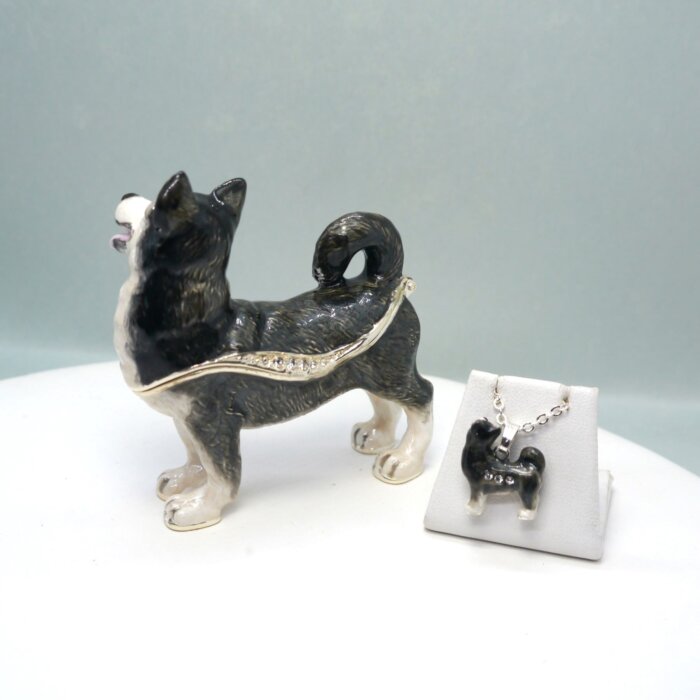 Braveheart Husky Trinket Box & Necklace - Image 2