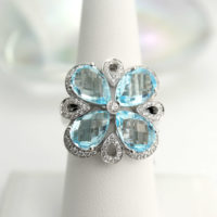 18k White Gold Blue Topaz and Diamond Flower Ring