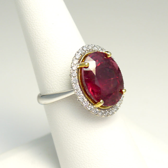 9.65 ct Oval Tourmaline Gemstone and Diamond Halo Ring, 14k - Image 2