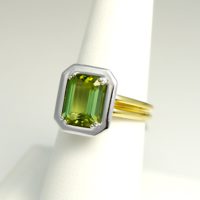 3.15 ct Natural Green Tourmaline, Two Tone Ring in 18k - Image 2