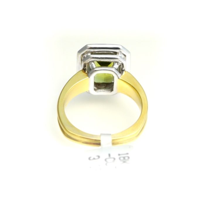 3.15 ct Natural Green Tourmaline, Two Tone Ring in 18k - Image 4