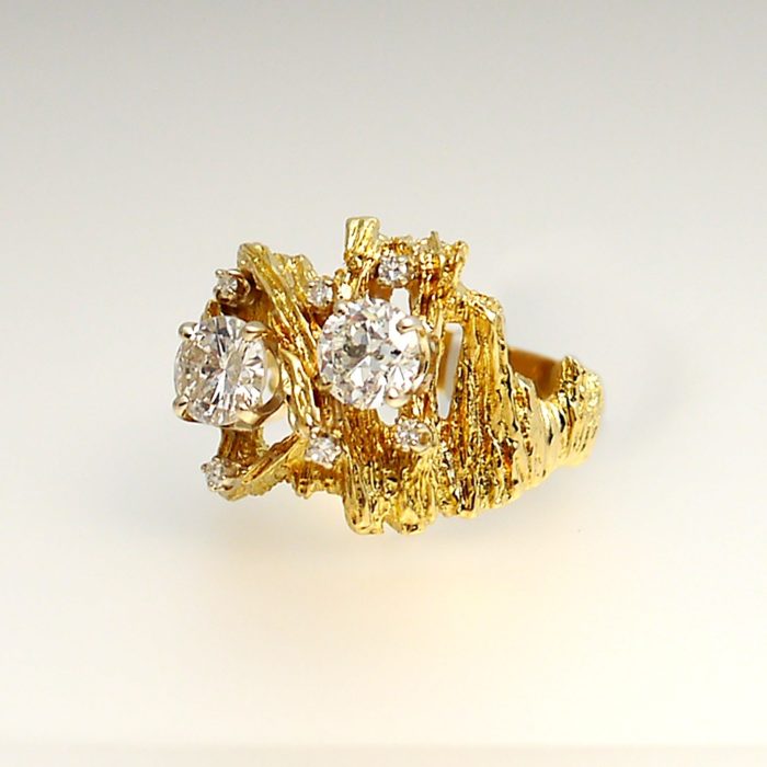 18k Vintage Lost Wax Diamond Ring 1.62 ctw - Image 2