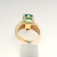 Vintage 3.60ct Pear Shape Natural Emerald on Channel Set Diamond Band - Image 5