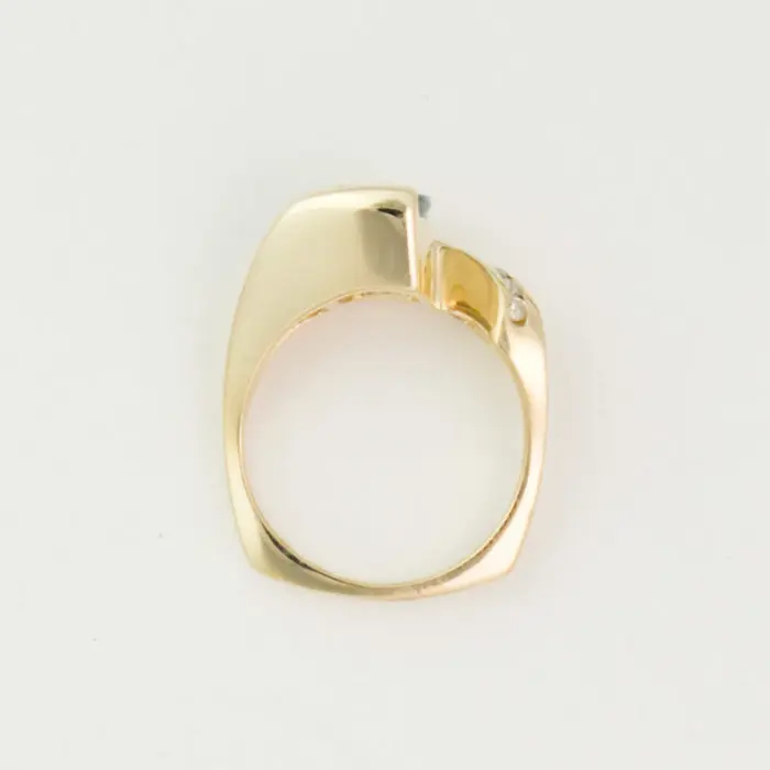 Aquamarine & Diamond Asymmetrical Ring in 14k Yellow Gold - Image 4