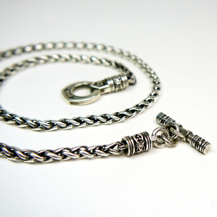 NightRider 4mm Oxidized Wheat Toggle Necklace Chain in Sterling Silver, 18″ - Image 2