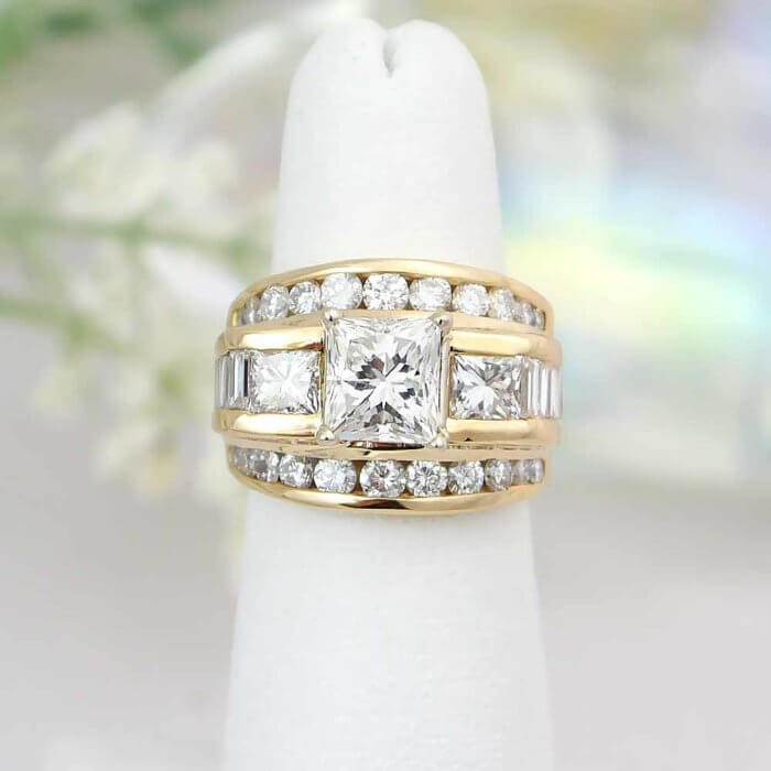 14k Yellow Gold Princess Cut Diamond 3 Center Stone Ladies Engagement Ring (4.29ct)