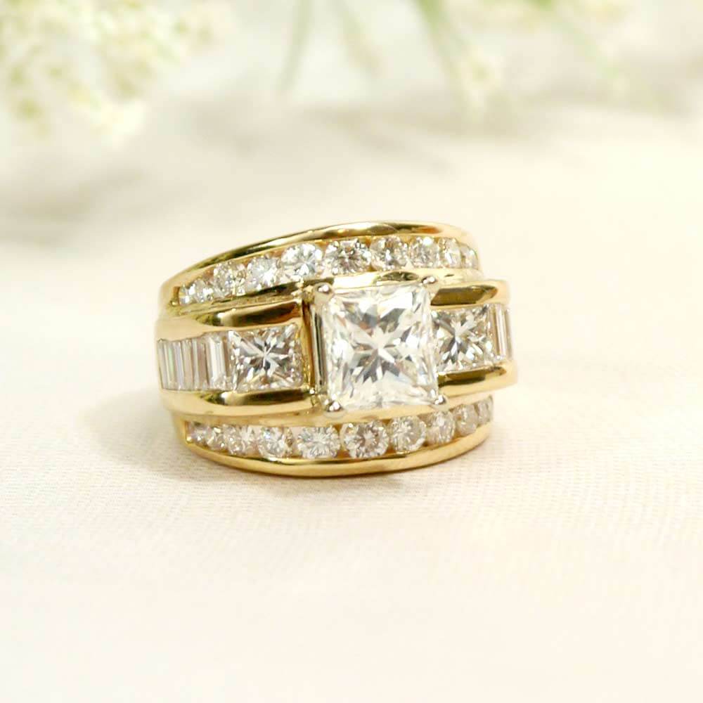 14k Yellow Gold Princess Cut Diamond 3 Center Stone Ladies Engagement Ring (4.29ct)