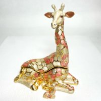 Glamorous Giraffe Trinket Box with Matching Necklace