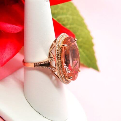 19.05 ct Oval Morganite Gemstone and Diamond Ring in 14k Rose Gold