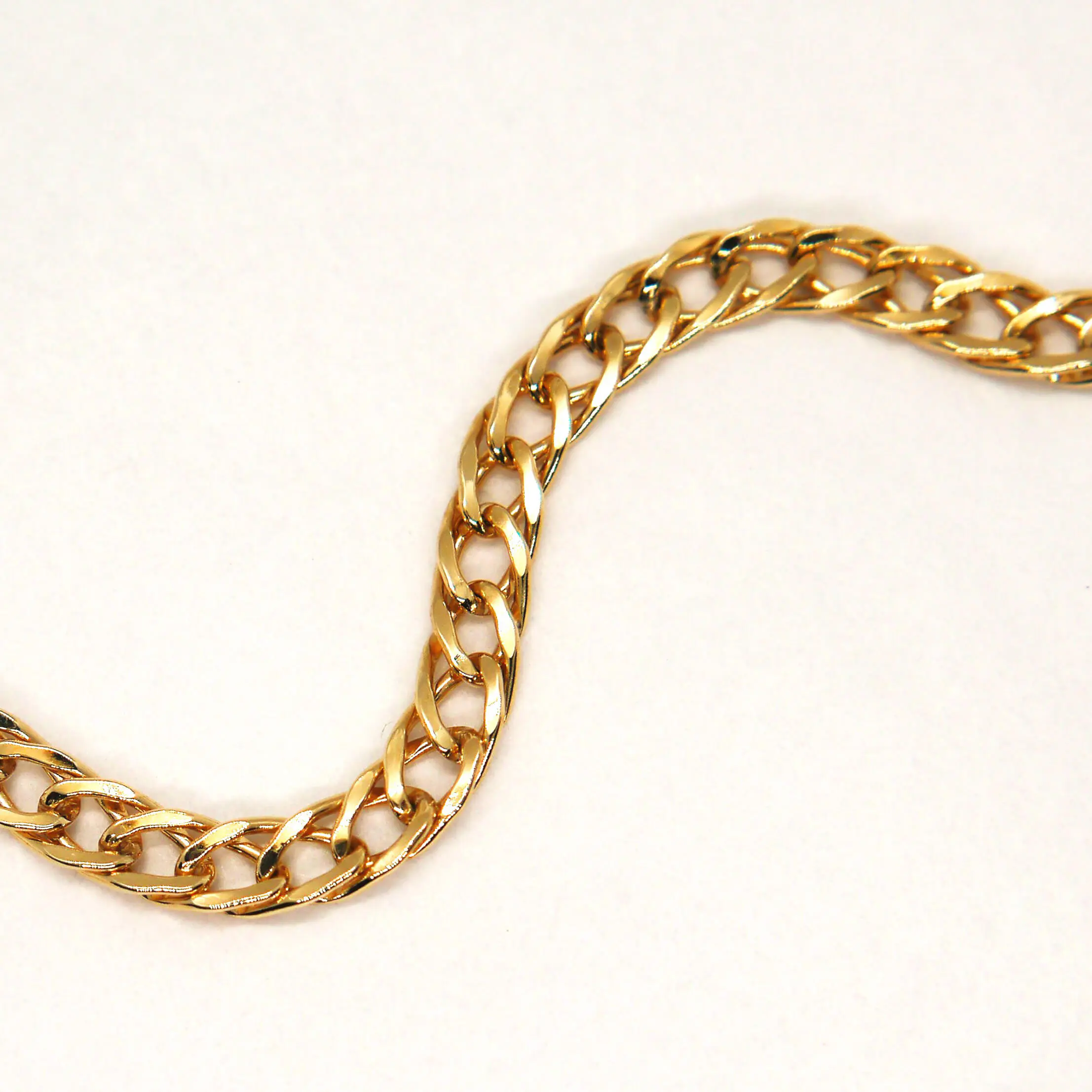 14k Yellow Gold 4.5mm Flat Curb Style Chain 18″