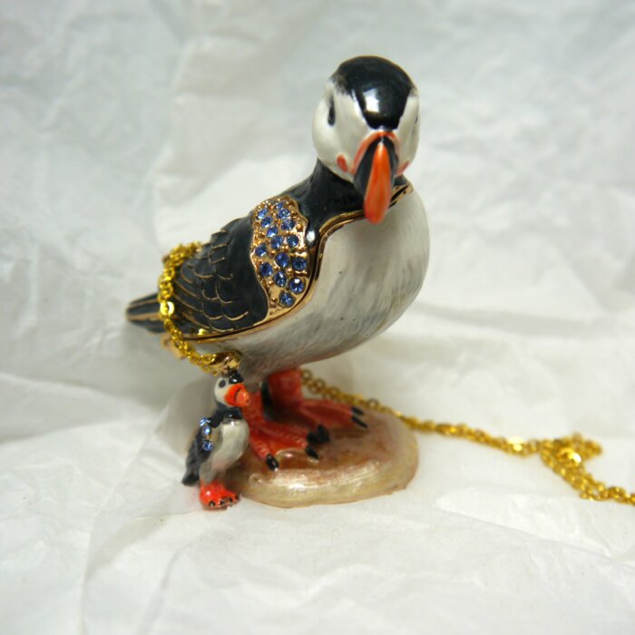 Dainty Puffin Trinket Box with Matching Mini Necklace - Image 2