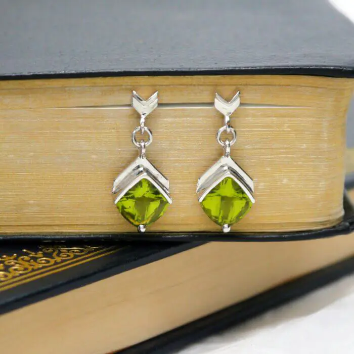 14k White Gold Checkboard Princess Cut Peridot Post Dangle Arrow Earrings