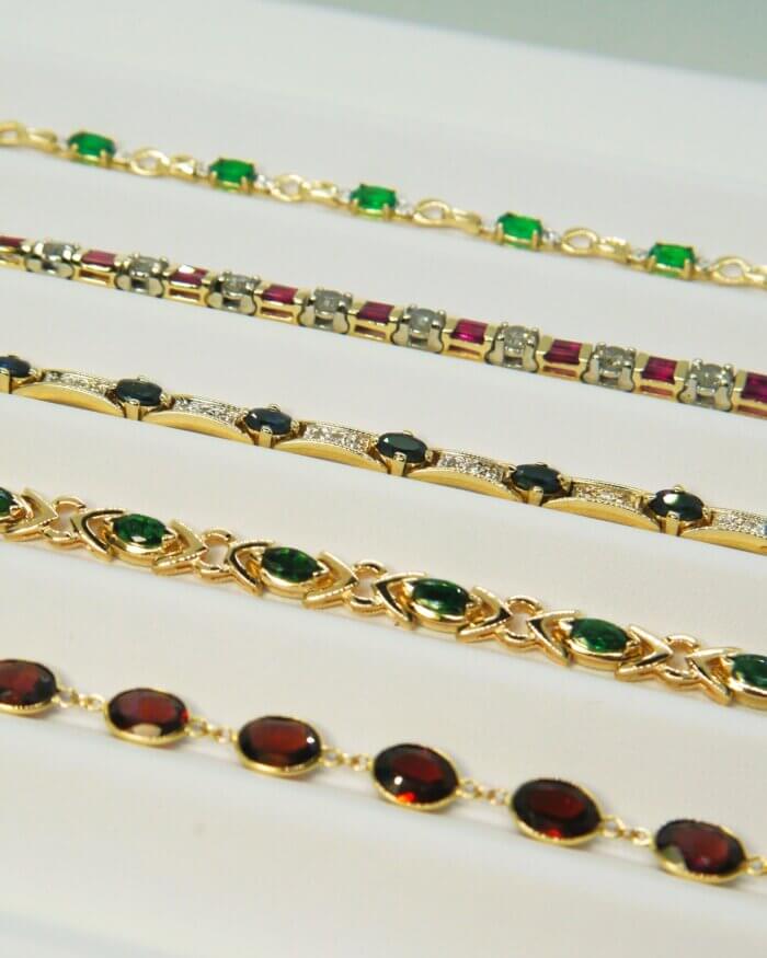 14k Yellow Gold Oval Garnet Bezel Set Bracelet - Image 3