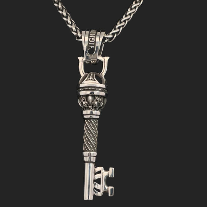 Sterling Silver Queen's Key Pendant by Night Rider - Image 2