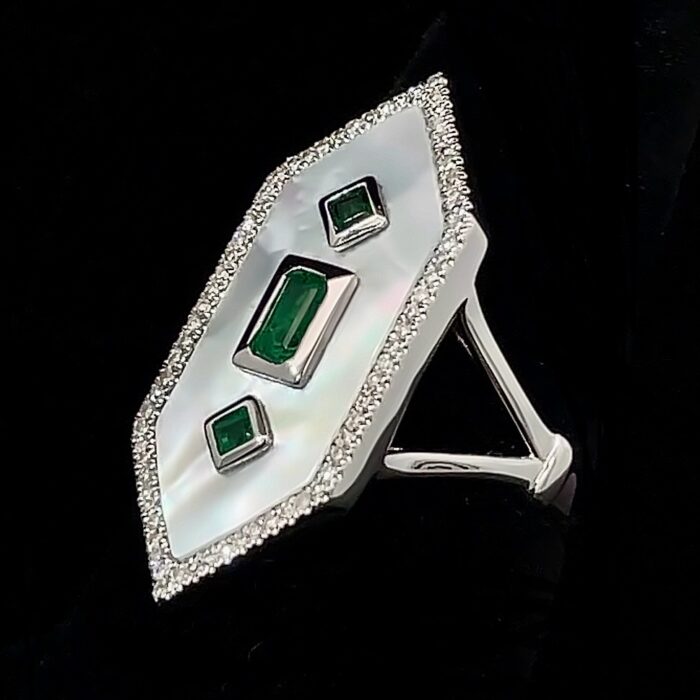 14k White Gold M.O.P. Emerald & Diamond Ring - Image 3