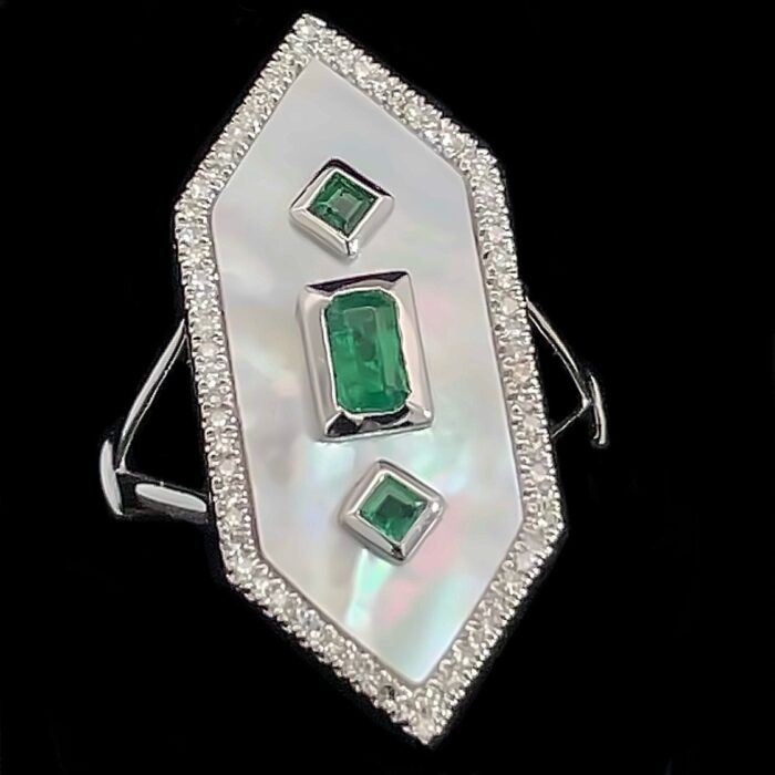 14k White Gold M.O.P. Emerald & Diamond Ring - Image 4