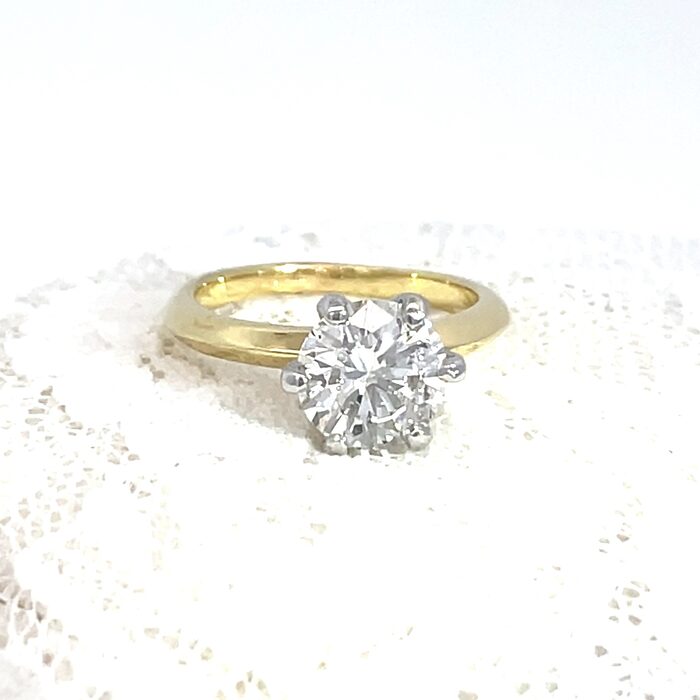 18k Two-Toned Diamond Solitaire Ring