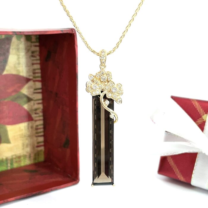 Elegant 14k Yellow Gold Diamond & Smoky Quartz Pendant
