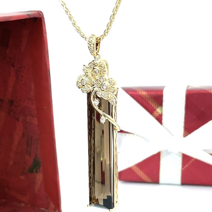 Elegant 14k Yellow Gold Diamond & Smoky Quartz Pendant - Image 3