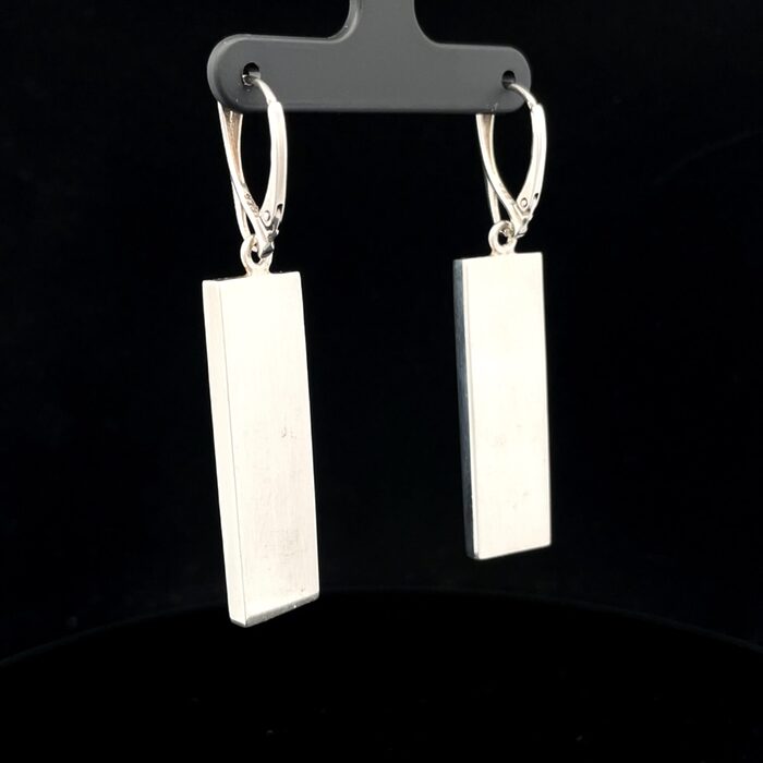 Oblong Amber Earring in Sterling Silver - Image 5