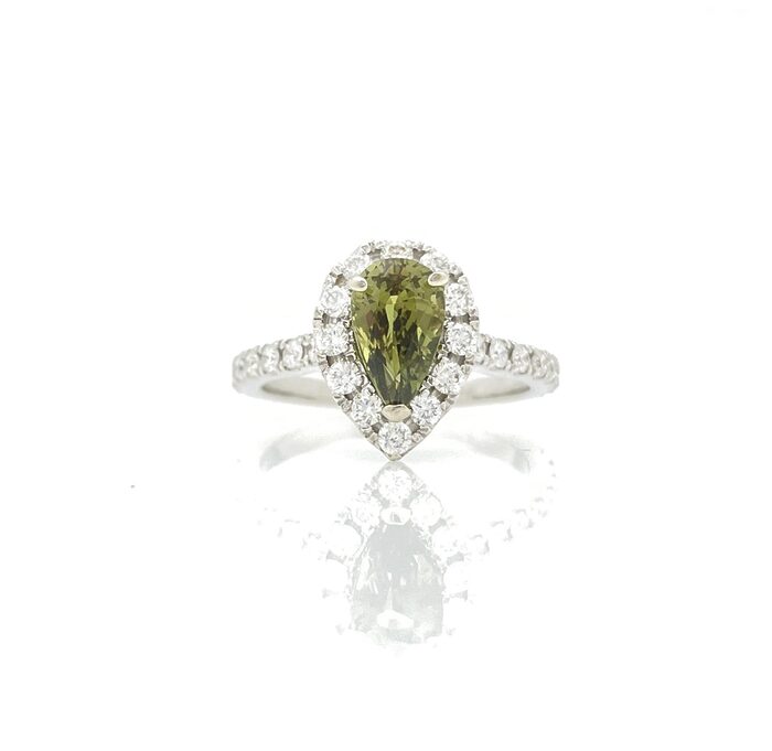 14k White Gold Natural Pear-Cut Alexandrite & Diamond Ring