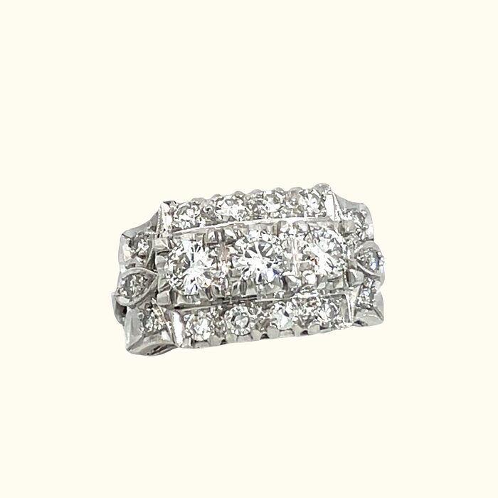 Vintage Platinum 3 Diamond Ring