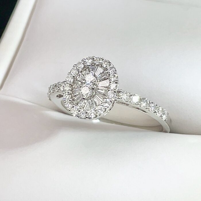 14k White Gold Oval Cluster Diamond Ring - Image 2
