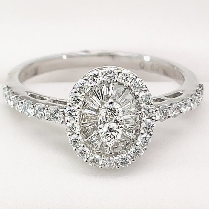 14k White Gold Oval Cluster Diamond Ring